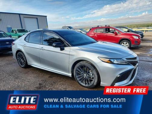 2024 Toyota Camry Hybrid SE