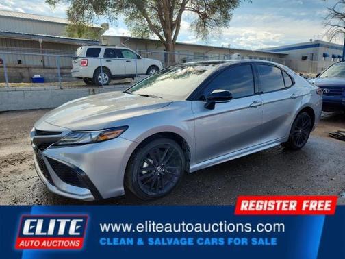 2024 Toyota Camry Hybrid SE