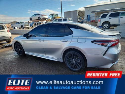 2024 Toyota Camry Hybrid SE