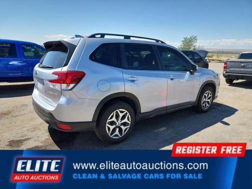 2023 Subaru Forester Premium