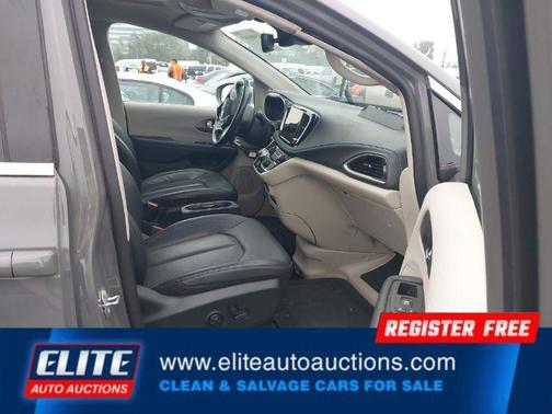 2021 Chrysler Pacifica Touring L