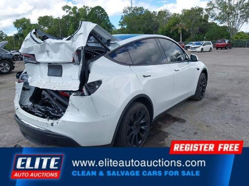 2023 Tesla Model Y AWD/LONG RANGE DUAL MOTOR ALL-WHEEL DRIVE