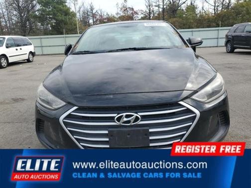2018 Hyundai ELANTRA SE