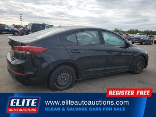 2018 Hyundai ELANTRA SE