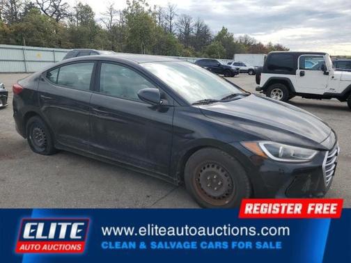2018 Hyundai ELANTRA SE