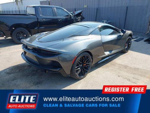 2022 McLaren GT Coupe