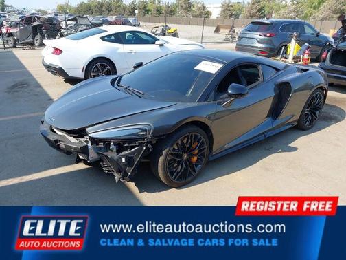 2022 McLaren GT Coupe