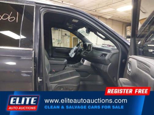 2023 GMC Yukon XL SLT