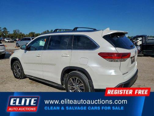 2018 Toyota Highlander SE