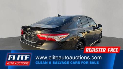 2020 Toyota Camry SE