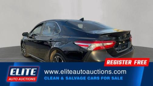 2020 Toyota Camry SE