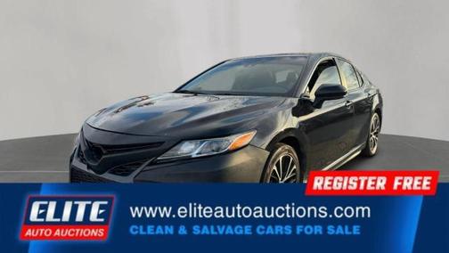 2020 Toyota Camry SE