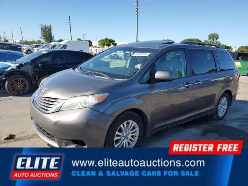 2016 Toyota Sienna XLE