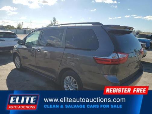 2016 Toyota Sienna XLE