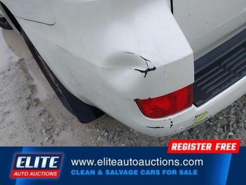 2020 Toyota Land Cruiser Base