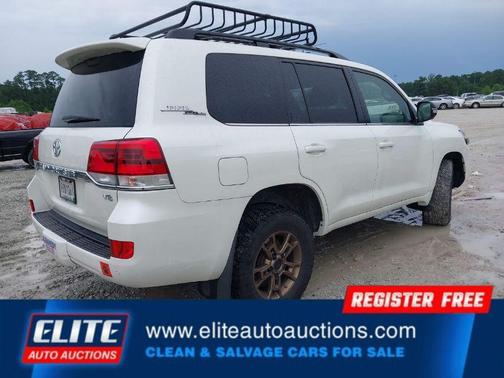 2020 Toyota Land Cruiser Base