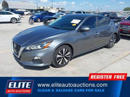 2021 Nissan Altima 2.5 SV