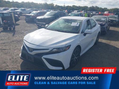 2023 Toyota Camry SE