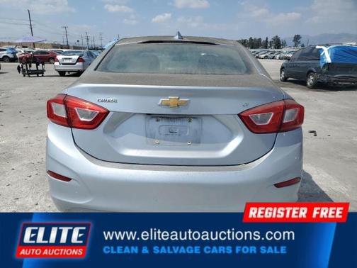 2018 Chevrolet Cruze LT