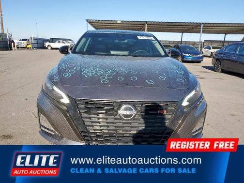 2023 Nissan Altima SR FWD