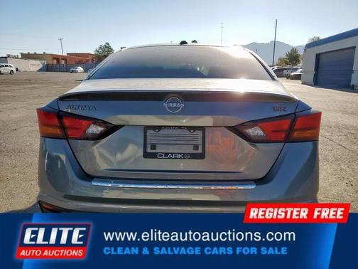 2023 Nissan Altima SR FWD