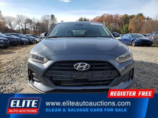 2019 Hyundai Veloster 2