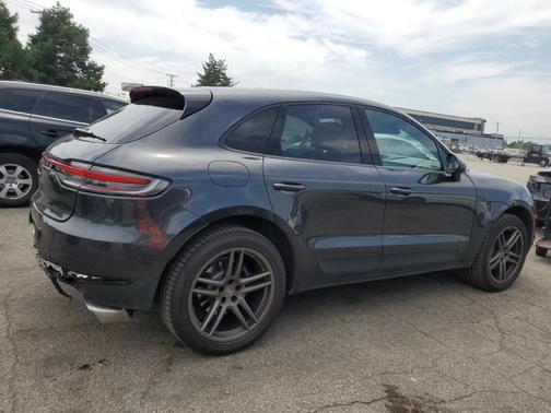 2021 Porsche Macan Base