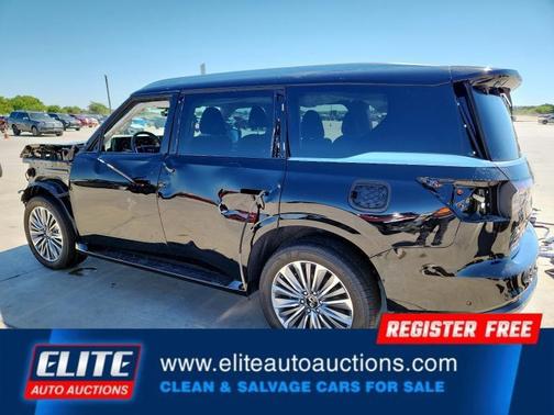 2025 INFINITI QX80 Luxe