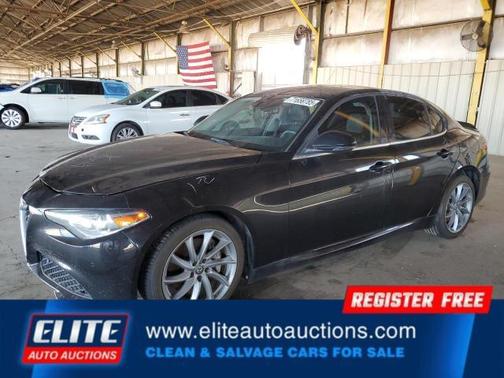 2017 Alfa Romeo Giulia Base