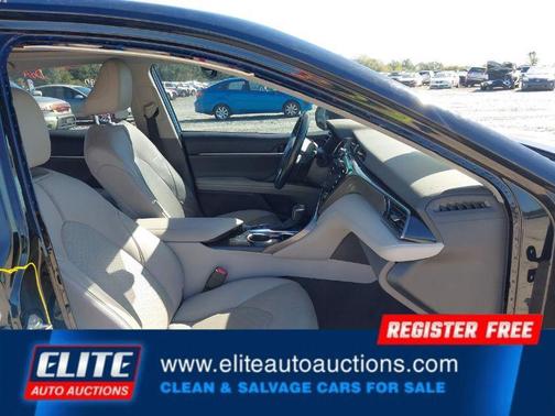 2020 Toyota Camry XSE