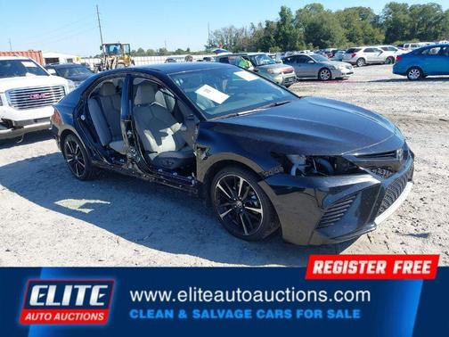 2020 Toyota Camry XSE