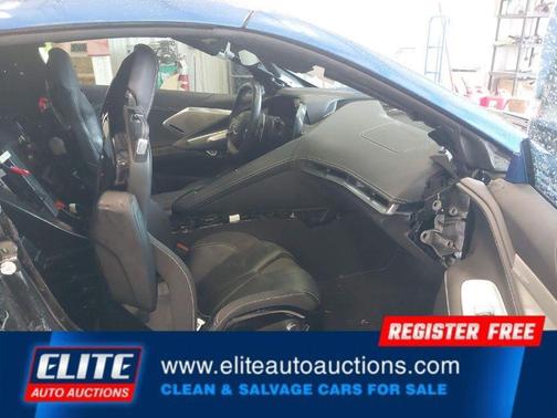 2021 Chevrolet Corvette Stingray w/2LT