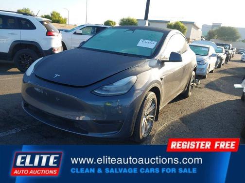 2022 Tesla Model Y Long Range Dual Motor All-Wheel Drive