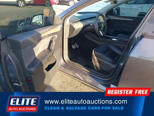 2022 Tesla Model Y Long Range Dual Motor All-Wheel Drive