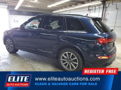 2024 Audi Q7 45 Premium Plus