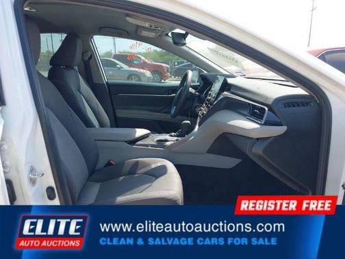 2023 Toyota Camry LE