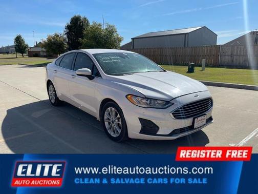 2020 Ford Fusion SE