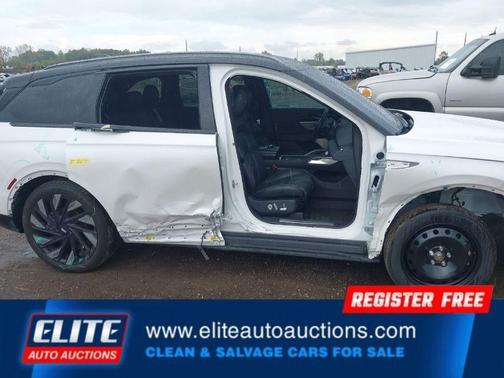 2024 Lincoln Nautilus Reserve