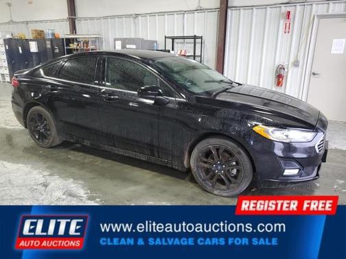 2020 Ford Fusion SE