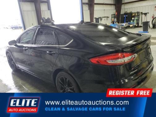 2020 Ford Fusion SE
