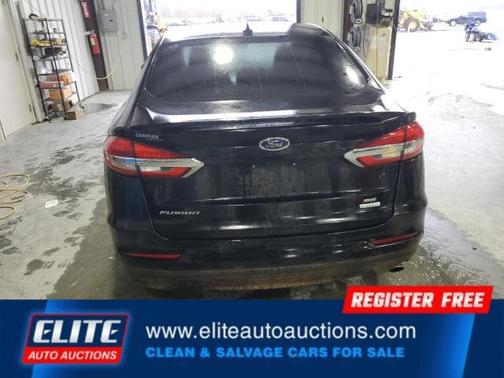 2020 Ford Fusion SE
