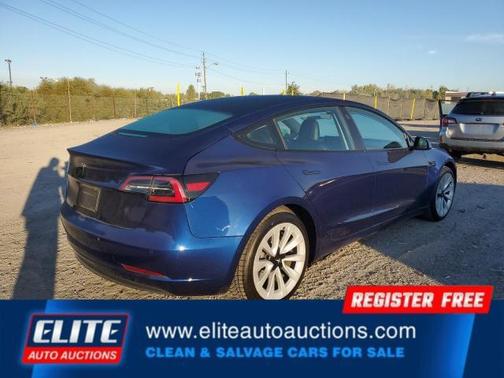 2022 Tesla Model 3 Standard Range