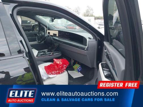 2025 Cadillac Escalade IQ Luxury 1