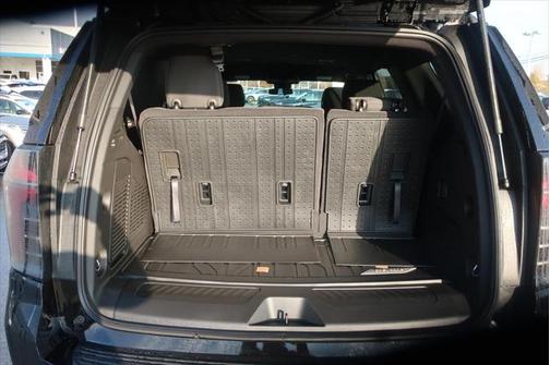 2025 Chevrolet Tahoe LS