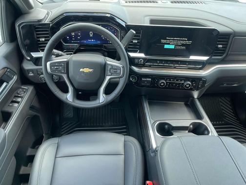 Summit White 2026 Chevrolet Silverado 2500 LT