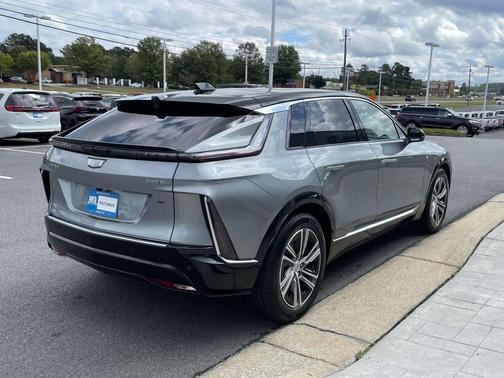 2024 Cadillac LYRIQ Luxury