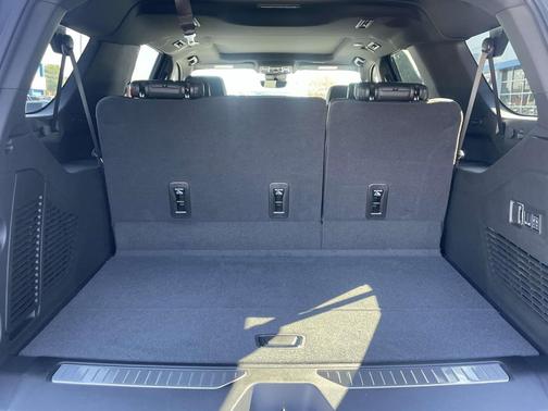 2026 Chevrolet Suburban High Country, 4WD