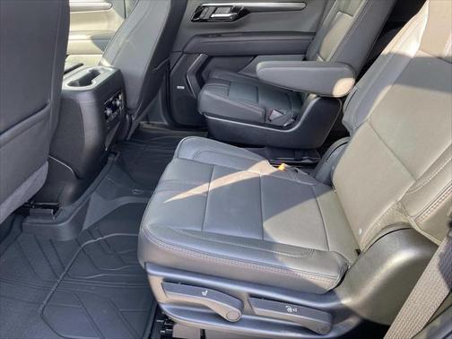 2025 Chevrolet Tahoe 4WD RST