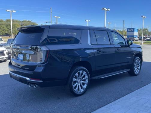 2025 Chevrolet Suburban Premier