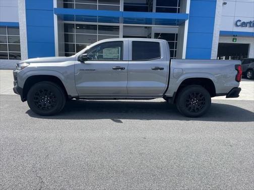 2025 Chevrolet Colorado WT